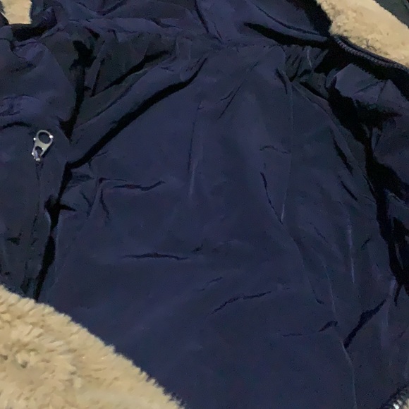 Fluffy jacket - Picture 3 of 3